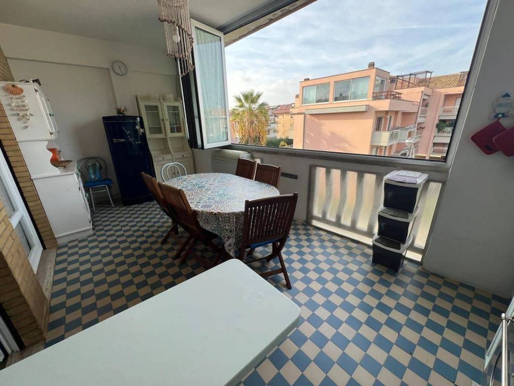 appartamento in vendita a San Benedetto del Tronto in zona Sentina
