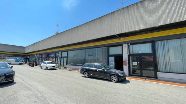 locale commerciale in vendita a San Benedetto del Tronto