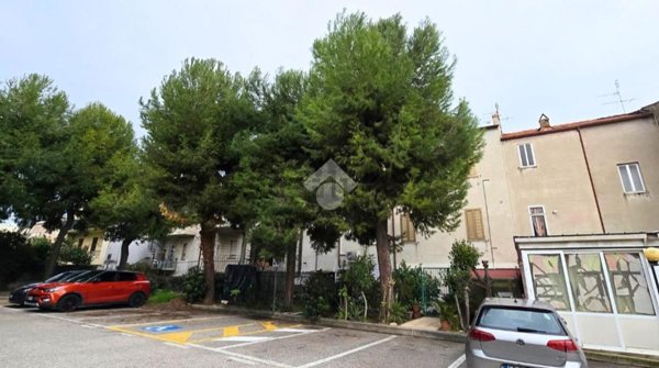 pentavano in vendita a San Benedetto del Tronto