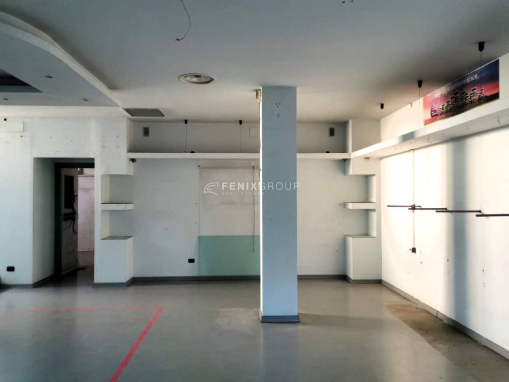 locale commerciale in vendita a San Benedetto del Tronto