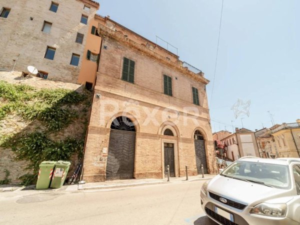 intera palazzina in vendita a San Benedetto del Tronto