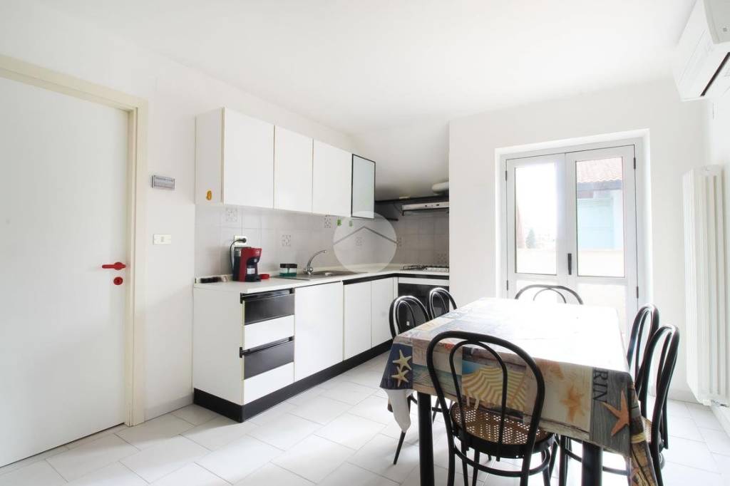 appartamento in vendita a San Benedetto del Tronto in zona Sentina