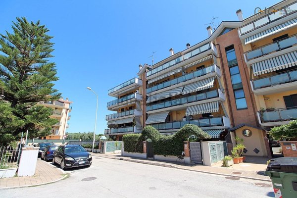 appartamento in vendita a San Benedetto del Tronto in zona Sentina