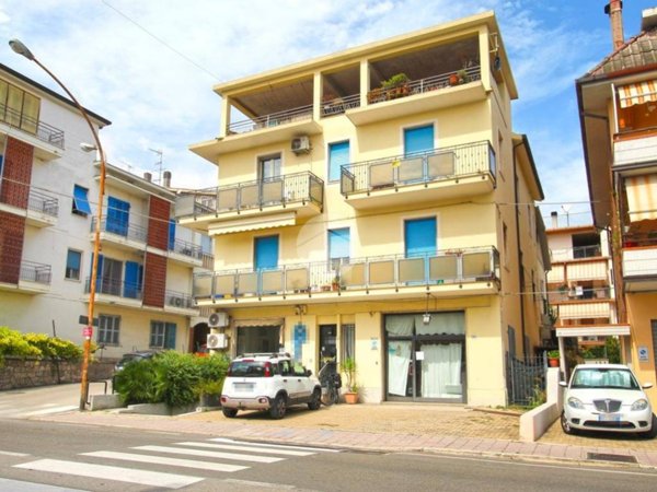 negozio in vendita a San Benedetto del Tronto