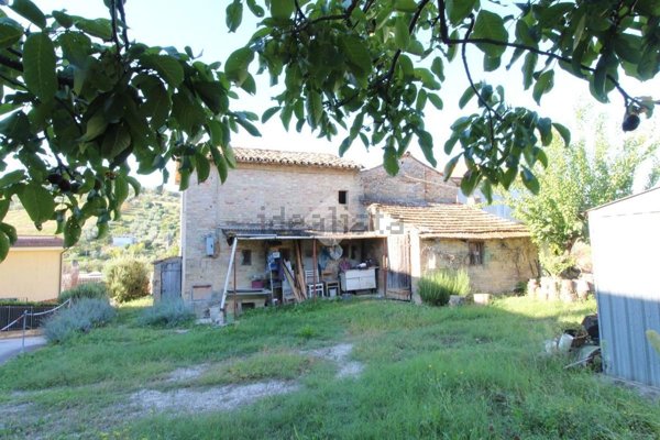 pentavano in vendita a San Benedetto del Tronto