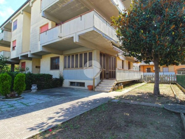 appartamento in vendita a San Benedetto del Tronto in zona Sentina