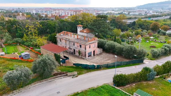 intera palazzina in vendita a San Benedetto del Tronto