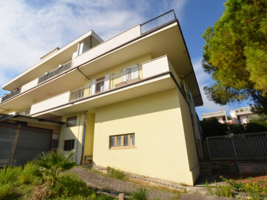 negozio in vendita a San Benedetto del Tronto