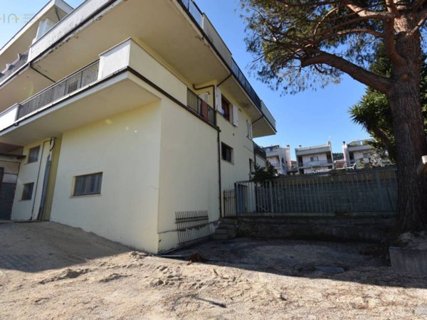 negozio in vendita a San Benedetto del Tronto