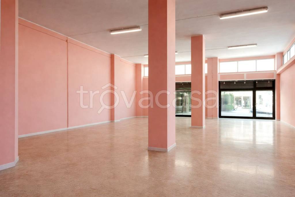 negozio in vendita a San Benedetto del Tronto