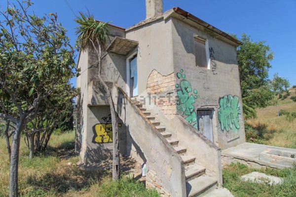 pentavano in vendita a San Benedetto del Tronto