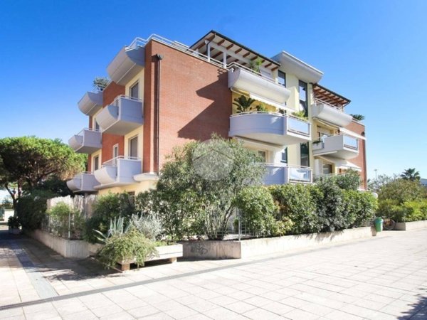 appartamento in vendita a San Benedetto del Tronto in zona Sentina