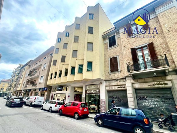 locale commerciale in vendita a San Benedetto del Tronto