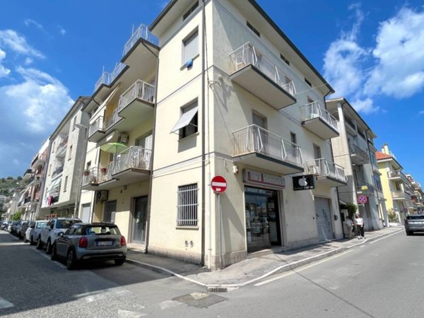 negozio in vendita a San Benedetto del Tronto
