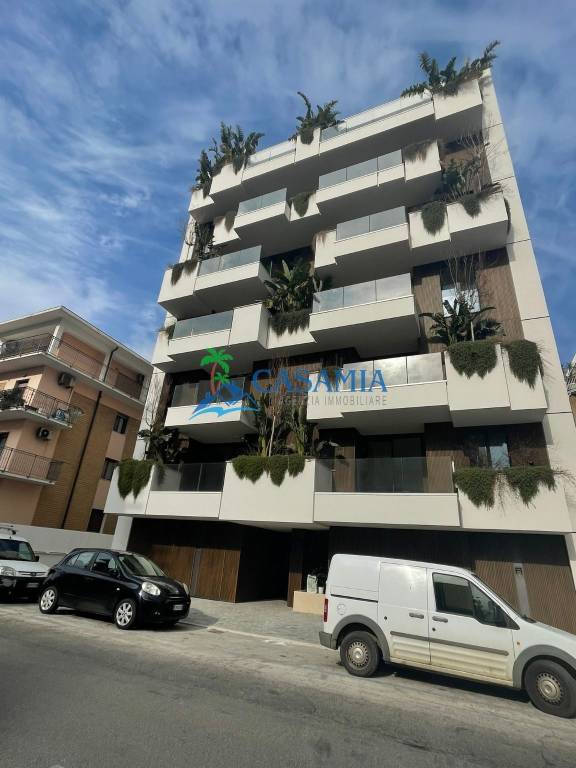 appartamento in vendita a San Benedetto del Tronto in zona Sentina