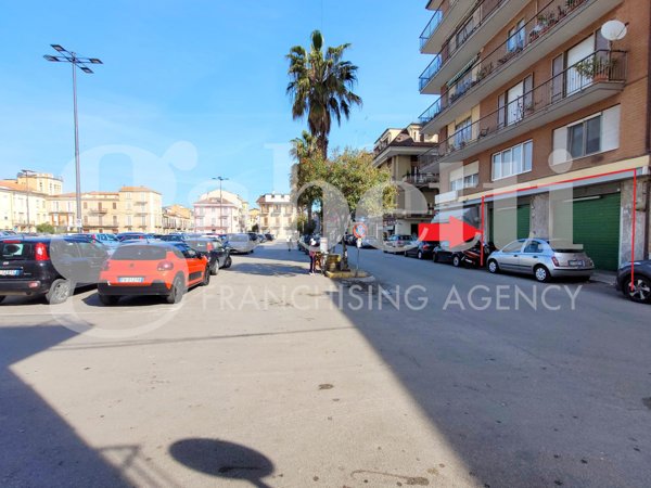 locale commerciale in vendita a San Benedetto del Tronto
