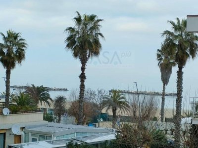 appartamento in vendita a San Benedetto del Tronto in zona Sentina