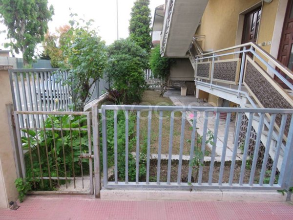appartamento in vendita a San Benedetto del Tronto in zona Sentina