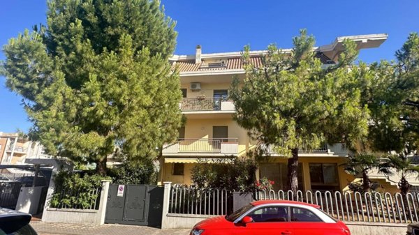 appartamento in vendita a San Benedetto del Tronto in zona Sentina