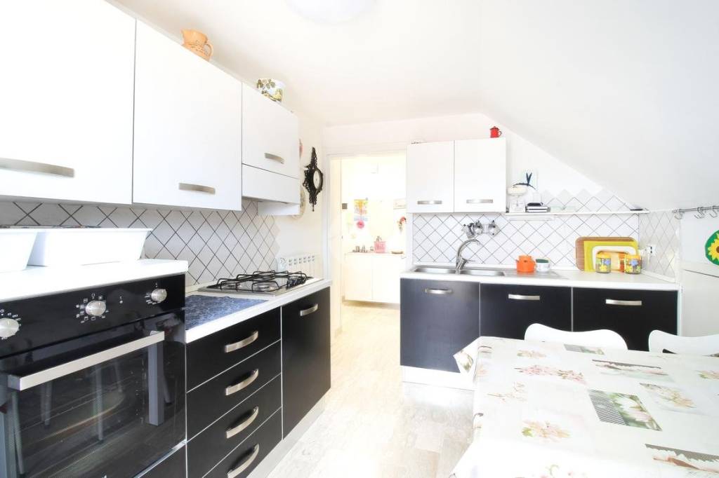 appartamento in vendita a San Benedetto del Tronto in zona Sentina