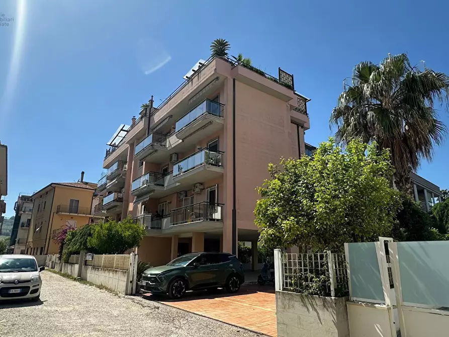 appartamento in vendita a San Benedetto del Tronto in zona Sentina