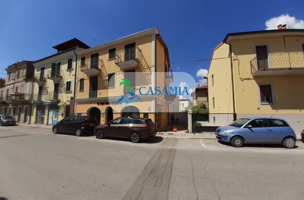 locale commerciale in vendita a San Benedetto del Tronto