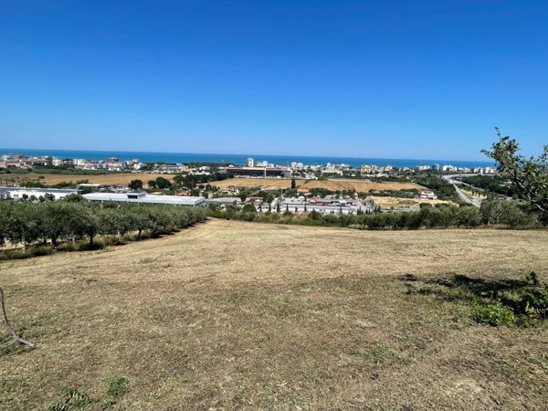 terreno agricolo in vendita a San Benedetto del Tronto
