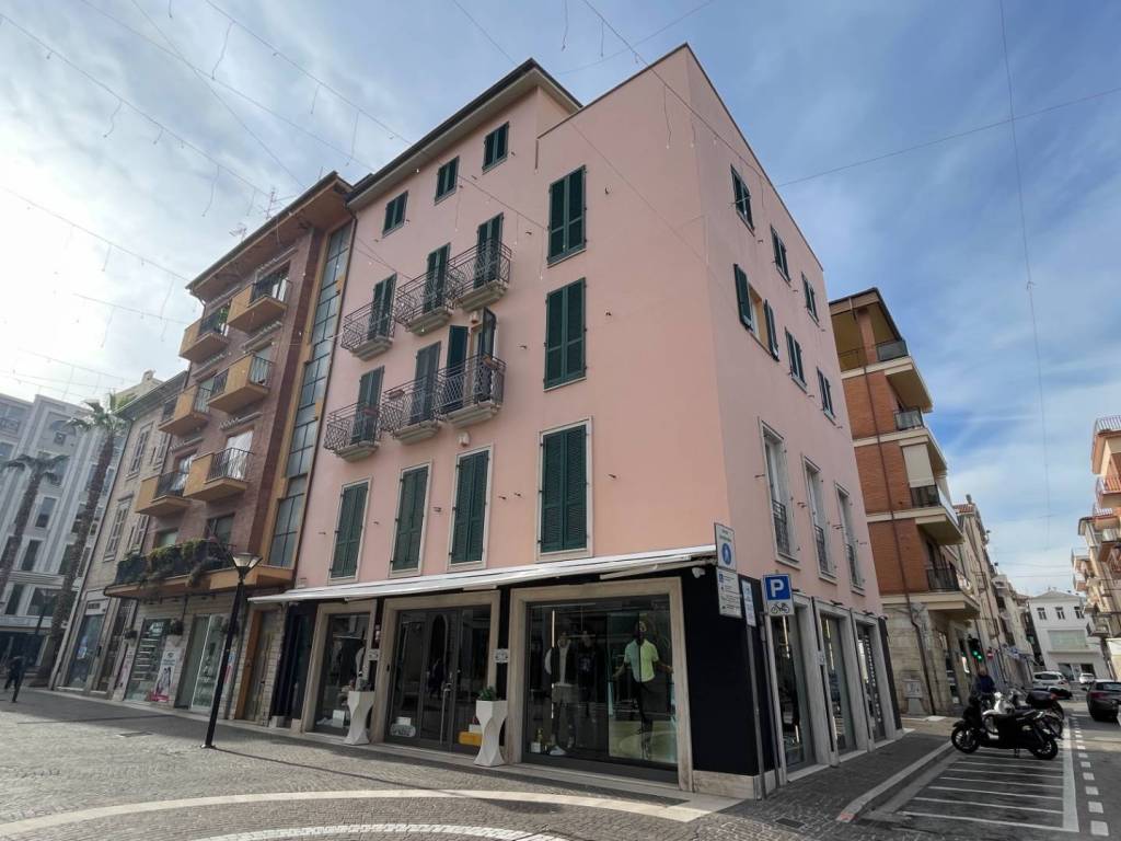 negozio in vendita a San Benedetto del Tronto