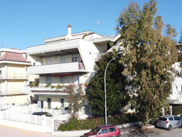 appartamento in vendita a San Benedetto del Tronto in zona Sentina