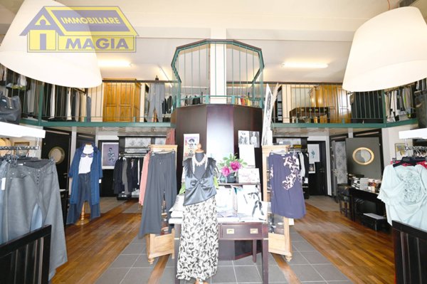 locale commerciale in vendita a San Benedetto del Tronto