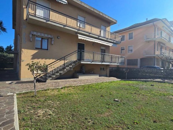 appartamento in vendita a San Benedetto del Tronto in zona Sentina