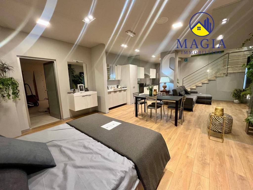 locale di sgombero in vendita a San Benedetto del Tronto