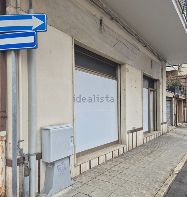 locale commerciale in vendita a San Benedetto del Tronto