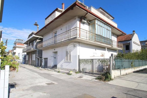 appartamento in vendita a San Benedetto del Tronto in zona Sentina