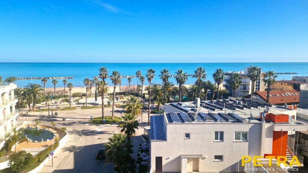appartamento in vendita a San Benedetto del Tronto in zona Sentina
