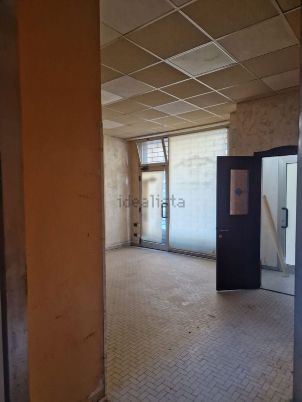 locale commerciale in vendita a San Benedetto del Tronto