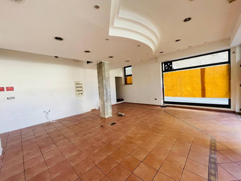 negozio in vendita a San Benedetto del Tronto