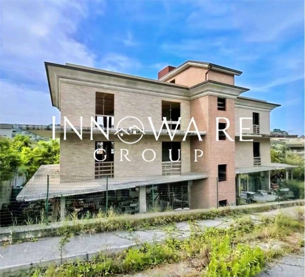 locale di sgombero in vendita a San Benedetto del Tronto