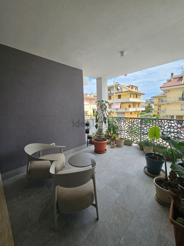 appartamento in vendita a San Benedetto del Tronto in zona Sentina