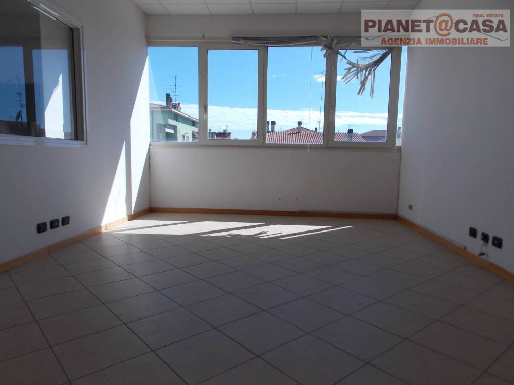 negozio in vendita a San Benedetto del Tronto