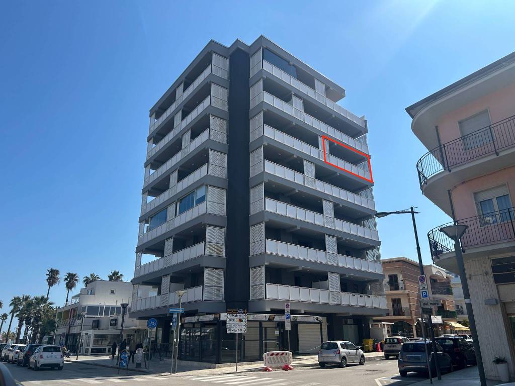 appartamento in vendita a San Benedetto del Tronto in zona Sentina