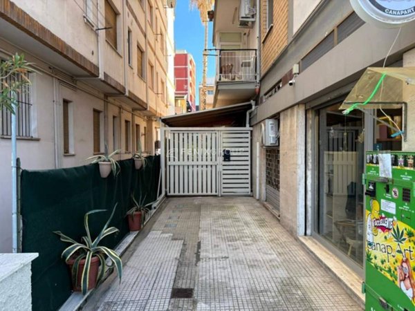 locale commerciale in vendita a San Benedetto del Tronto