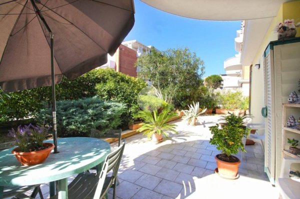 appartamento in vendita a San Benedetto del Tronto in zona Sentina