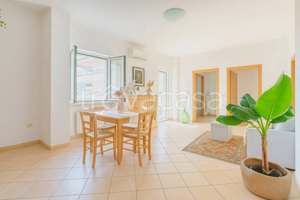 appartamento in vendita a San Benedetto del Tronto in zona Sentina