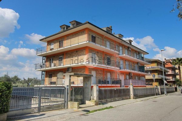 appartamento in vendita a San Benedetto del Tronto in zona Sentina