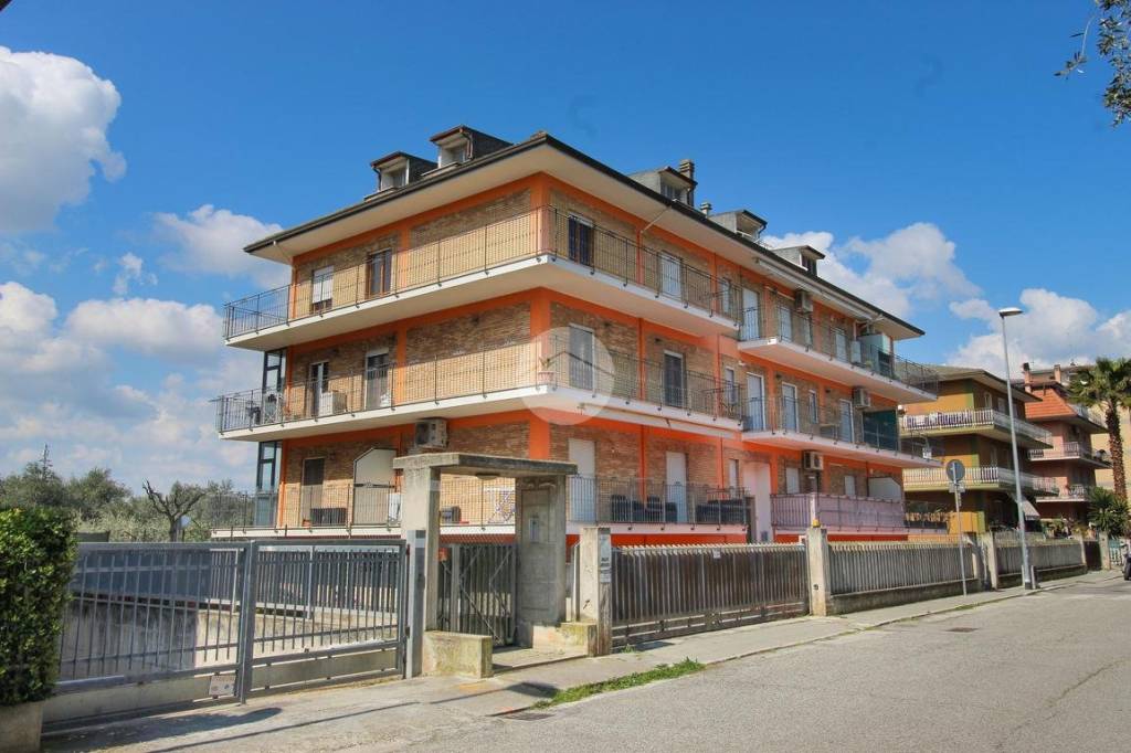 appartamento in vendita a San Benedetto del Tronto in zona Sentina