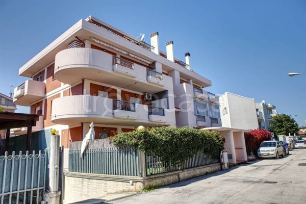 appartamento in vendita a San Benedetto del Tronto in zona Sentina