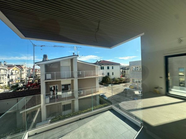 appartamento in vendita a San Benedetto del Tronto in zona Sentina