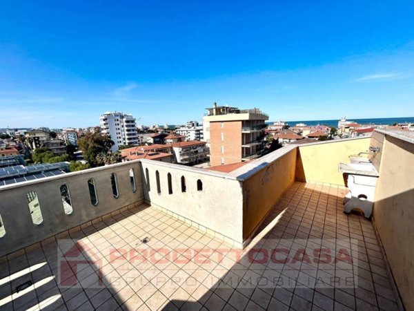 appartamento in vendita a San Benedetto del Tronto in zona Sentina