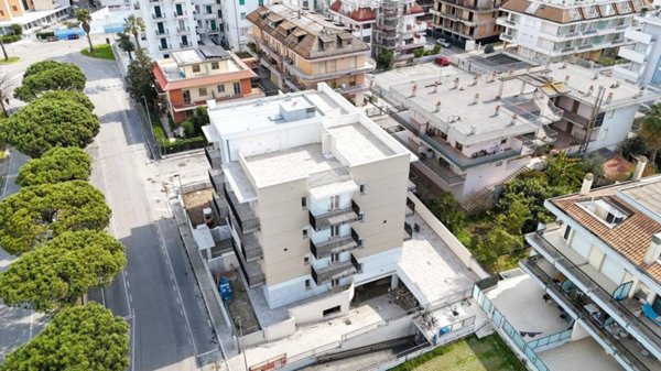 appartamento in vendita a San Benedetto del Tronto in zona Sentina